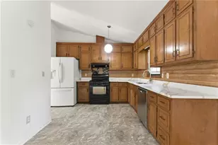 1169 Dustin Ct, Stone Mountain, GA 30088 - Photo 12