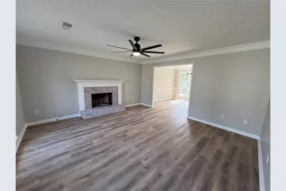 979 Sugar Crossing Lane, Sugar Hill, GA 30518 - Photo 4