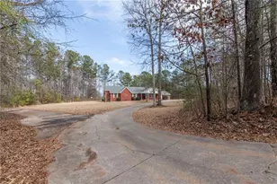 2165 Bakers Bridge Rd, Douglasville, GA 30134 - Photo 2