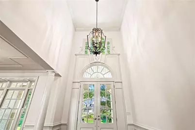 885 Carlton Ridge NE, Atlanta, GA 30342 - Photo 12