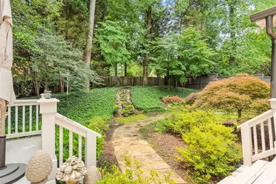 885 Carlton Ridge NE, Atlanta, GA 30342 - Photo 74