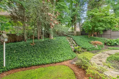 885 Carlton Ridge NE, Atlanta, GA 30342 - Photo 80