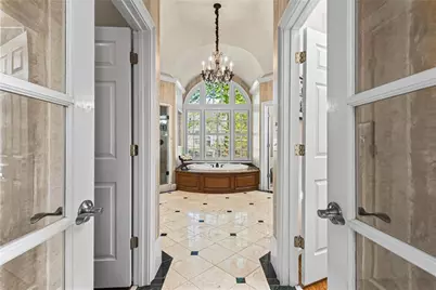 885 Carlton Ridge NE, Atlanta, GA 30342 - Photo 38