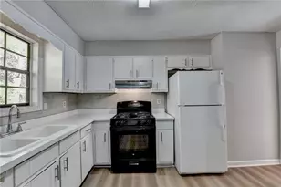 2447 Landington Way, Duluth, GA 30096 - Photo 8