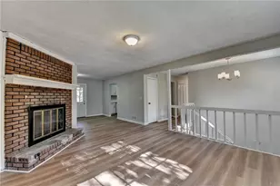 2447 Landington Way, Duluth, GA 30096 - Photo 6