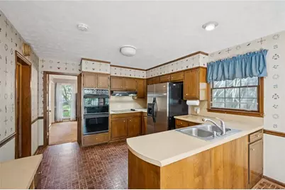 5895 Greenbrier Road, Atlanta, GA 30328 - Photo 16