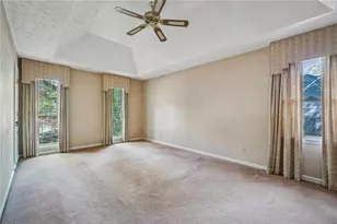 5895 Greenbrier Rd, Atlanta, GA 30328 - Photo 20