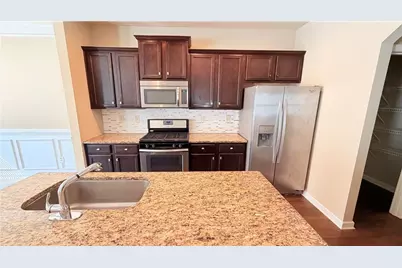 2755 Morgan Glen Road, Buford, GA 30519 - Photo 4