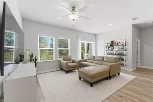 1665 Villageside Ct, Lawrenceville, GA 30043 - Photo 10
