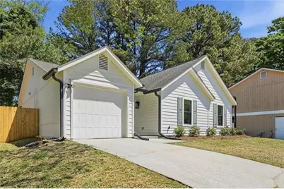 798 Durham, Stone Mountain, GA 30083 - Photo 2