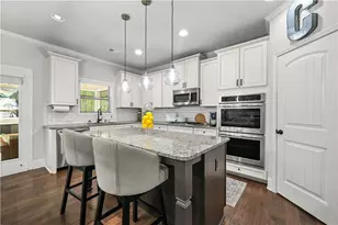 2186 Hamilton Lake Pkwy, Buford, GA 30519 - Photo 12