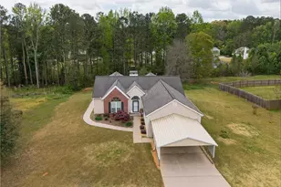 181 Windsor Cir, Stockbridge, GA 30281 - Photo 2