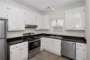 181 Windsor Cir, Stockbridge, GA 30281 - Photo 22