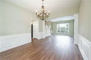 8405 Friarbridge Dr, Suwanee, GA 30024 - Photo 8