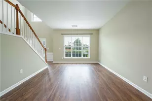 8405 Friarbridge Dr, Suwanee, GA 30024 - Photo 6