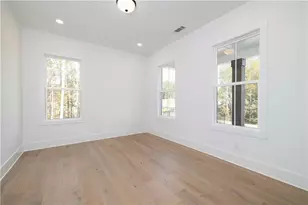 1630 Ledgestone Wy, Lawrenceville, GA 30043 - Photo 8