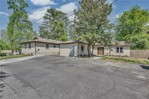 1716 Nekoma St, Marietta, GA 30068 - Photo 2