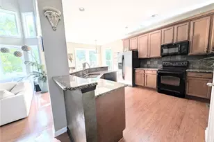 7451 Shady Glen Dr, Flowery Branch, GA 30542 - Photo 8