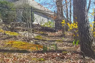 7451 Shady Glen Dr, Flowery Branch, GA 30542 - Photo 4