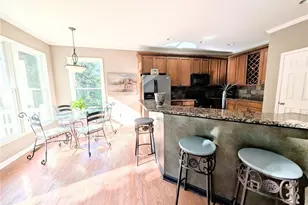 7451 Shady Glen Dr, Flowery Branch, GA 30542 - Photo 6