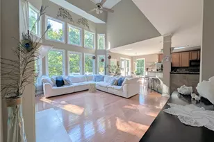 7451 Shady Glen Dr, Flowery Branch, GA 30542 - Photo 4