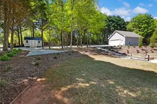838 Old Thompson Mill Rd, Winder, GA 30680 - Photo 4