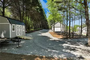 838 Old Thompson Mill Rd, Winder, GA 30680 - Photo 64