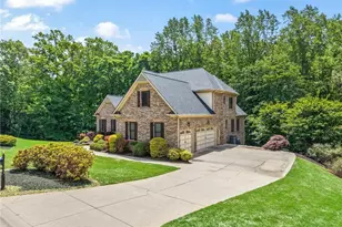 4726 Quailwood Dr, Flowery Branch, GA 30542 - Photo 4
