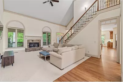 4726 Quailwood Drive, Flowery Branch, GA 30542 - Photo 4