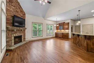 4726 Quailwood Dr, Flowery Branch, GA 30542 - Photo 20