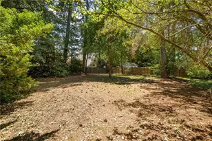 2569 Wilson Woods Dr, Decatur, GA 30033 - Photo 30