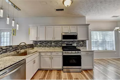 2154 Crystal Lake Drive, Lawrenceville, GA 30044 - Photo 24
