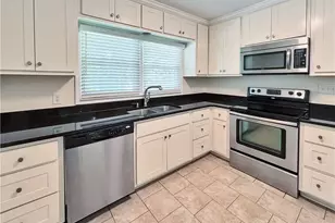 6058 Harleston Rd, Atlanta, GA 30328 - Photo 8