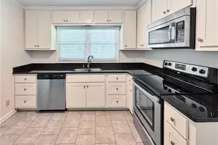 6058 Harleston Rd, Atlanta, GA 30328 - Photo 10