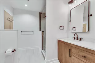 400 Village Parkway NE, Atlanta, GA 30306 - Photo 30