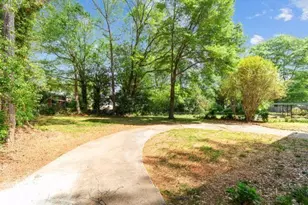 8 Larose SW, Marietta, GA 30060 - Photo 36