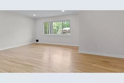 8 Larose SW, Marietta, GA 30060 - Photo 22