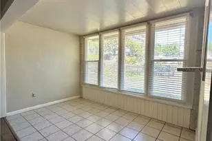 346 Carpenter Dr, Atlanta, GA 30328 - Photo 4