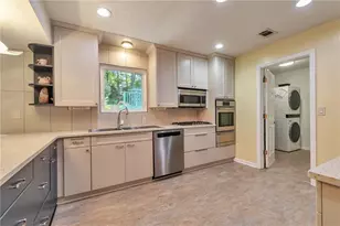 6697 Gunstock Ln, Tucker, GA 30084 - Photo 14