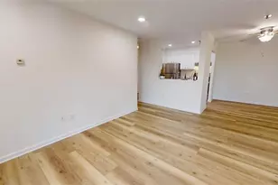 300 Johnson Ferry Road NE, Atlanta, GA 30328 - Photo 4