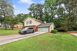 3932 Pinehurst Valley Dr, Decatur, GA 30034 - Photo 4