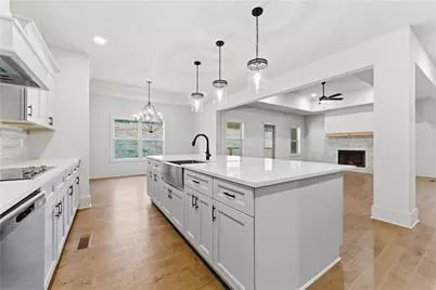 158 Races Road, Hoschton, GA 30548 - Photo 14