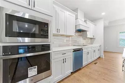 158 Races Road, Hoschton, GA 30548 - Photo 10