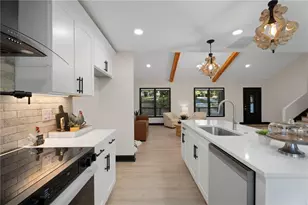 395 Pine L Dr, Buford, GA 30518 - Photo 14