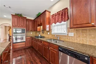 7621 Forest Glen Way, Lithia Springs, GA 30122 - Photo 14