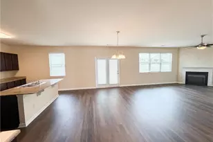 3268 Heatherwood Dr, Gainesville, GA 30507 - Photo 8