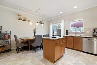 1129 Liberty Parkway NW, Atlanta, GA 30318 - Photo 12