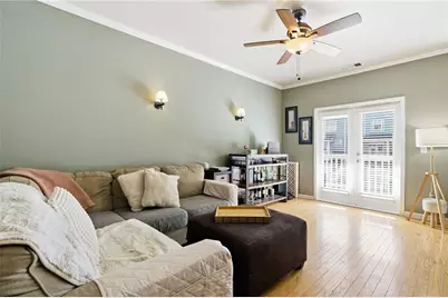1129 Liberty Parkway NW, Atlanta, GA 30318 - Photo 4