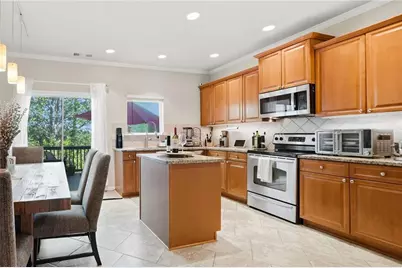 1129 Liberty Parkway NW, Atlanta, GA 30318 - Photo 10
