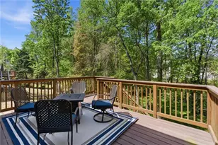 1112 Oakhurst Trail, Lawrenceville, GA 30043 - Photo 4